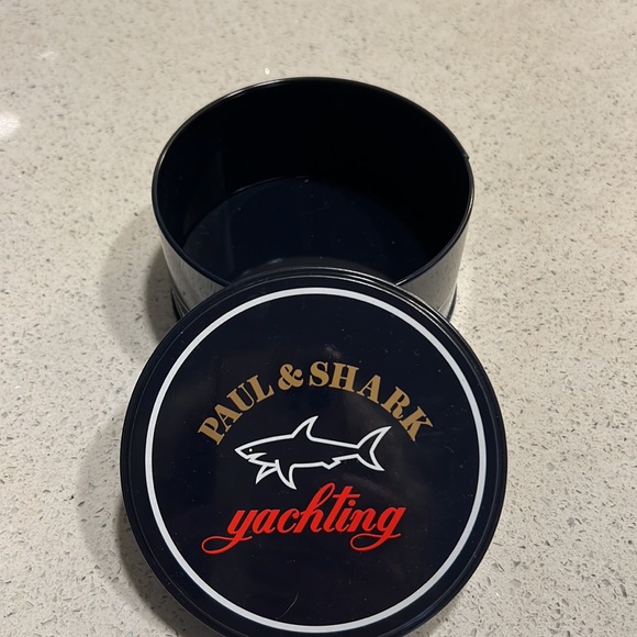 Empty Paul & Shark tin gift box - Picture 2 of 6
